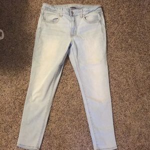 American Eagle Skinny Jeans